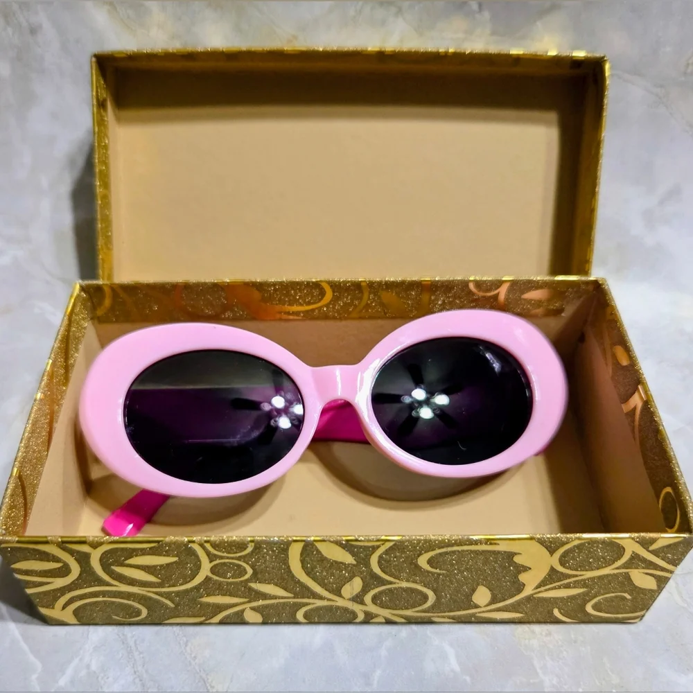 Little Diva Pink Oval Frame Sunglasses - Bold Retro Style With Box
